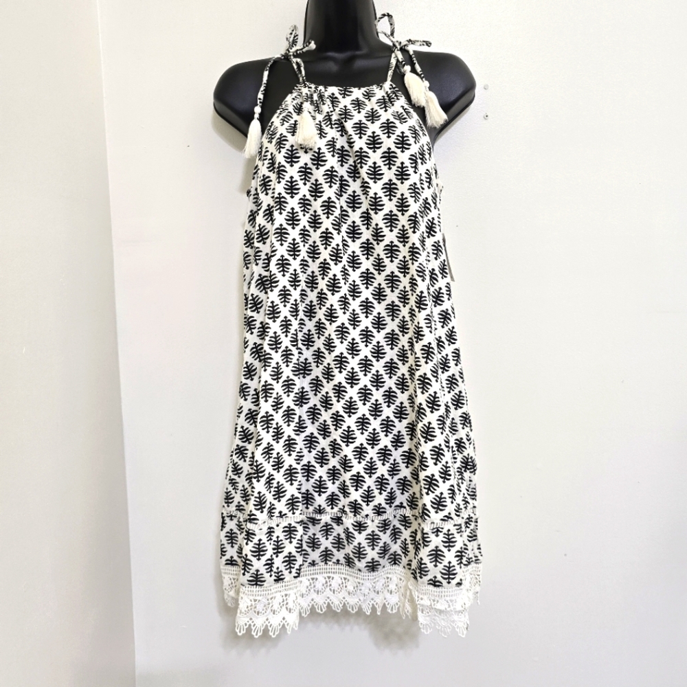 OLD NAVY extra small Tie Shoulder Boho Geometric Crochet Swing Lined Dress White